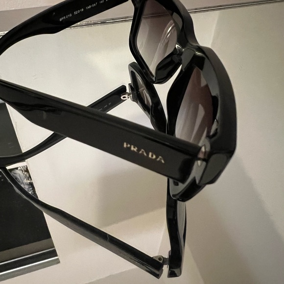 Prada Sunglasses - Picture 4 of 7